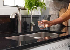 aqua-cleer-faucet-300x214-1